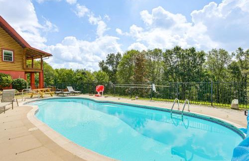 Crellin House | Fall Leaves, Jacuzzi and Games in Maryland Mountains