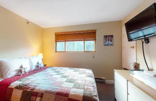 Sunday River Area Apartment | Fall Line S205