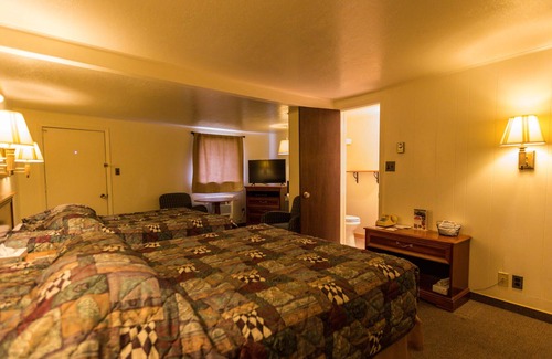 Thompson Falls Hotel | Falls Motel