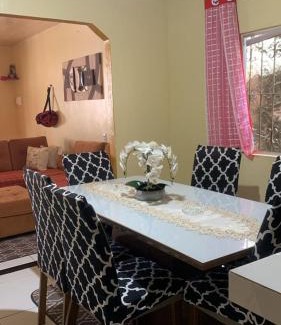 Jiboia Branca House | Familiar