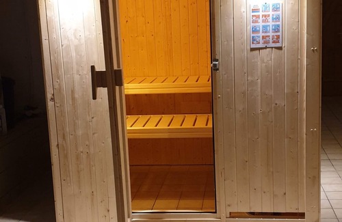 Wittgendorf Apartment | Familienfrdl. Apartment for 4 people, idyllic location, with pond and pool
