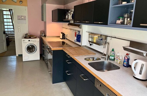 Goehrde House | Familienfreundliche Reetdachhaushälfte im Wendland