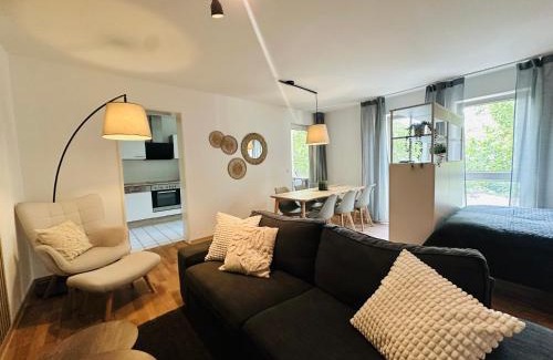 Zwenkau Apartment | Familiennest - Großzügige Familienwohnung mit Balkon