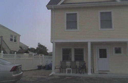 Point Pleasant Beach House | FAMILIES & RETIREES ONLY! Steps to Beach & Boardwalk! CLEAN, Near all activities