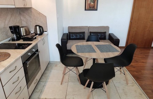 Shiligarnika Apartment | Family 2 Bed. Apart. - 6 min. Walk to the Gondola Ski lift