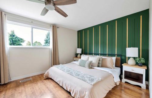 Mississauga House | Family 4BDR 2BA with Basement in Mississauga