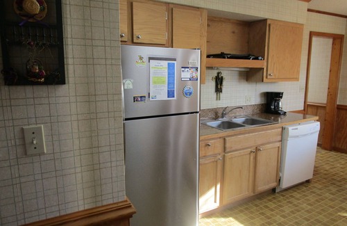 Salvo House | Family Affair oceanfront private pool Pet Friendly