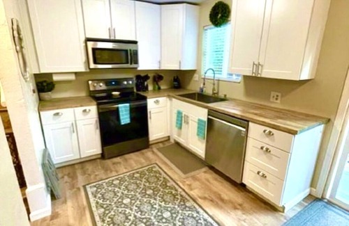 Payson Cabin | Family and Dog friendly Cabin in Payson close to town, parks, hiking trails