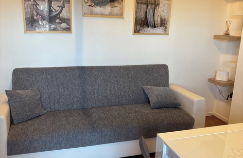 Marina di Citta Sant'Angelo Apartment | Family apartment just a stone's throw from the sea