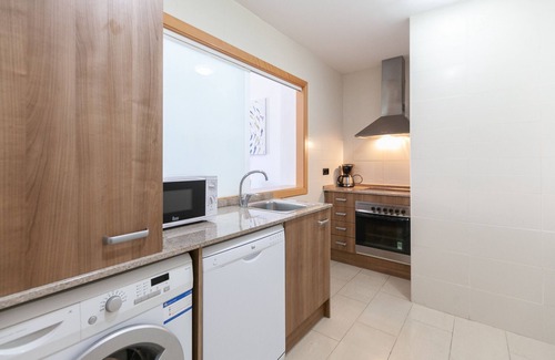 Salou City Centre Apartment | Family Apartment · 80m Beach · UHC SOL I MAR 295