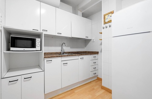 Torredembarra Apartment | Family apartment with the beach only a step away