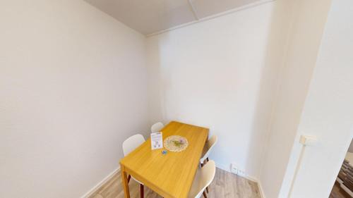Helbersdorf Apartment | Family-Apartment mit Balkon und WLAN