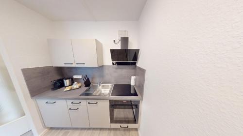Helbersdorf Apartment | Family-Apartment mit Balkon und WLAN