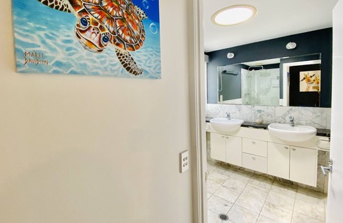 Gold Coast Cabin | FAMILY 2 BED LODGE – COURAN COVE - THE PERFECT ISLAND ESCAPE AWAITS YOU