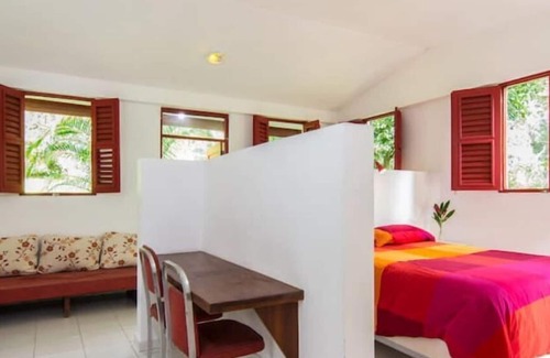 Los Cacaos House | Family Cabin by the River, EcoTurism, Wifi, Pet Friendly @drvacationsrental