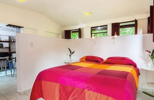 Los Cacaos House | Family Cabin by the River, EcoTurism, Wifi, Pet Friendly @drvacationsrental