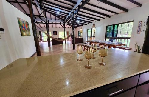 Ilobasco Apartment | Family cabin with spectacular views CasaColibrí