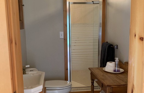 Dunsford Cottage | Family Compound - 3 Cottages on one Property