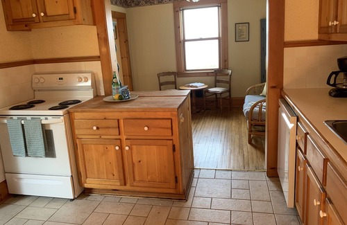 Dunsford Cottage | Family Compound - 3 Cottages on one Property