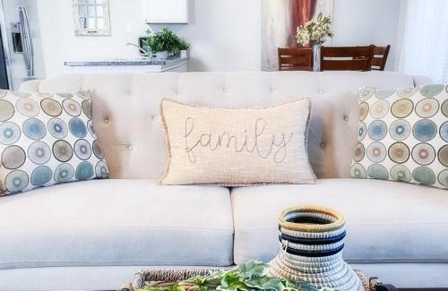 West San Antonio House | Family Cottage Cozy Family Gem near SeaWorld Lackland