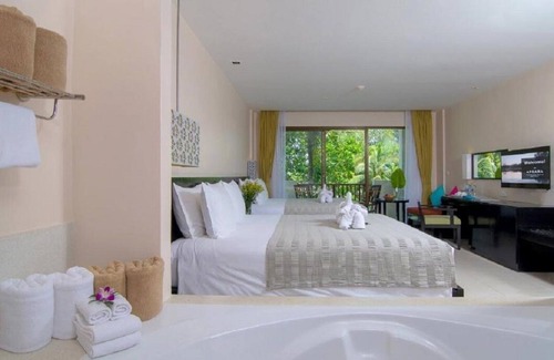 Khuk Khak Beach Resort | Family Deluxe Resort Stay AR#2