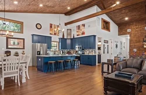Wimberley Apartment | Family/event Retreat Sleeps 28 Amenities Galore