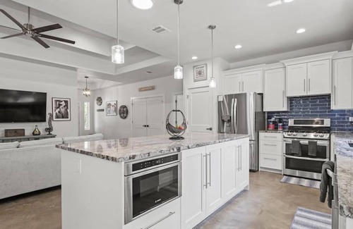 Wimberley Apartment | Family/event Retreat Sleeps 28 Amenities Galore