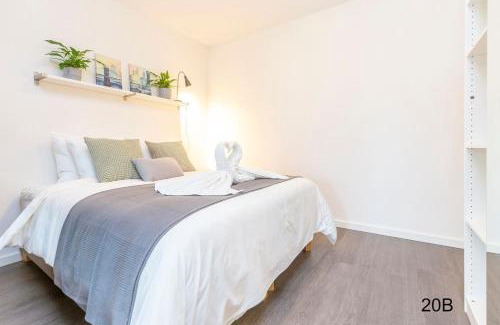 Delft Apartment | Family executive Studio with Balcony open Delft Utopia Flora 20F