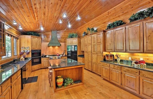 Pinetop Cabin | Family-friendly Pinetop cabin on Pinetop Country Club golf course