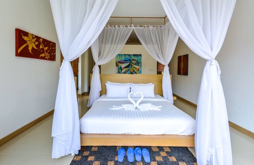 Choeng Thale Villa | Family Friendly Phuket Pool Villa