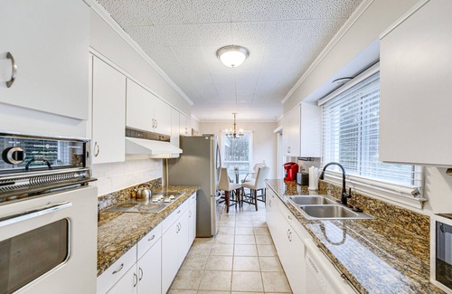 Drayton Plains House | Family-Friendly Bloomfield Hills Home w/Patio!