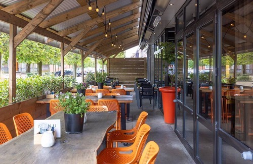 Made House | Family-Friendly 2 Units w/Dining, Local Landmarks & Stunning Outdoors