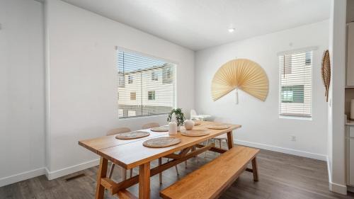 American Fork House | Family-Friendly 3-Story Home Sleeps 8