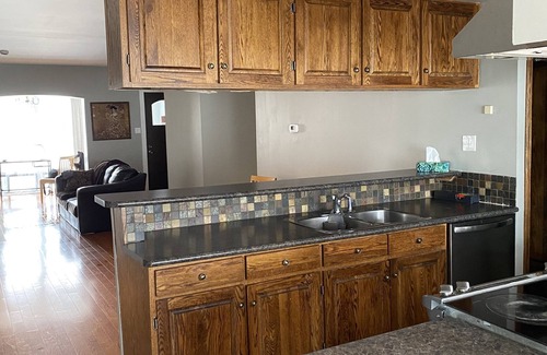 Mount Pleasant West House | Family-friendly 3BR residential oasis in the heart of Toronto