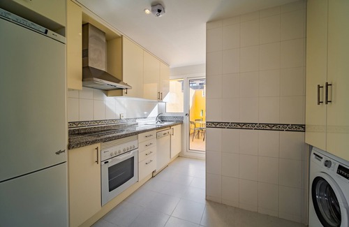 Castillo de Sabinillas Condo | family-friendly and air-conditioned