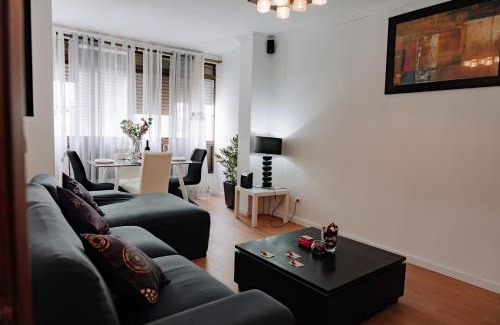 Alfornelos Apartment | Family-friendly and cozy 3-bedroom accommodation in Lisbon