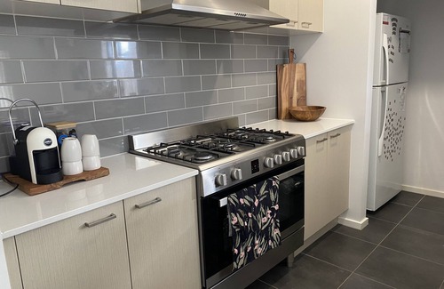 St Leonards House | Family friendly beach house, close to beach and golf course