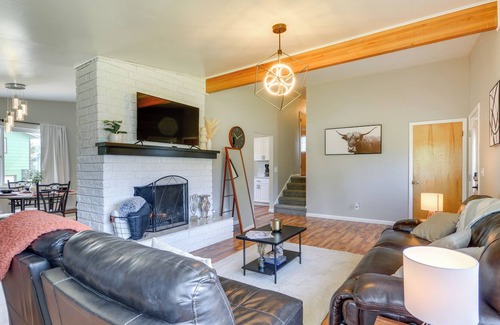 Billings House | Family-Friendly Billings Getaway w/ Private Deck