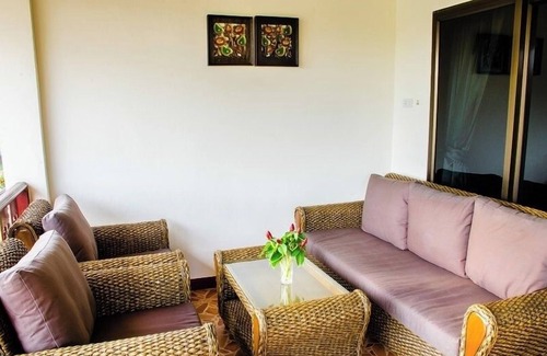 Rayong Cabin | Family-friendly | Boule court | WiFi | Gym