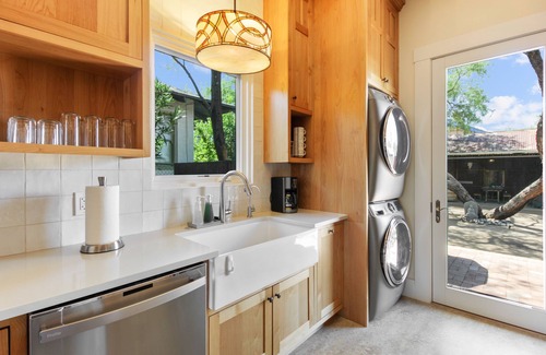 West University House | Family friendly bungalow, steps away to 4th Ave District, UA and SunLink Trolley