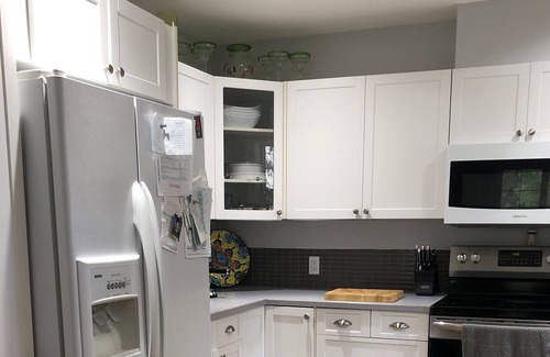 Christina Lake House | Family friendly, washer/dryer, cable tv, wifi, pool table, ping pong table
