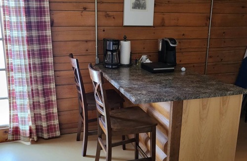Breckenridge Cabin | Family Friendly Cabin On Acreage, Lots Of Space, Wildlife, Horses & Cattle