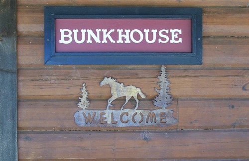 Breckenridge Cabin | Family Friendly Cabin On Acreage, Lots Of Space, Wildlife, Horses & Cattle