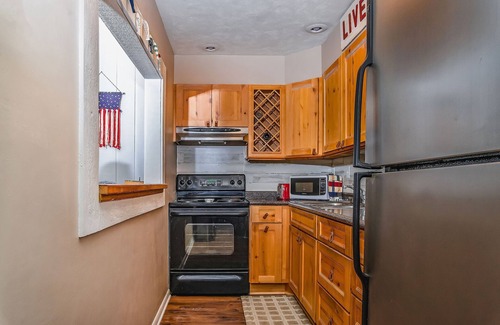 Lake Geneva Condo | Family friendly Camp themed condo on Lake Como, minutes to downtown Lake Geneva