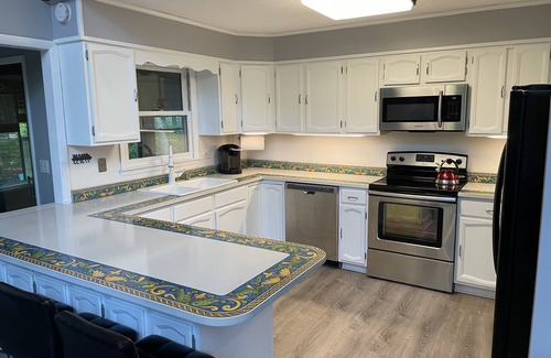 Ocean Pines House | Family friendly chalet, 5 mins. to pools, 12 mins. to beach - 4 beds, 2 baths