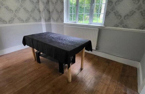 Bray on Thames House | Family Friendly Cliveden Apartment - New!