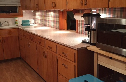 Manhattan House | Family friendly, close to downtown and restaurants , quiet neighborhood