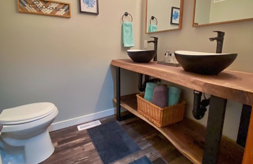 Traverse Bay Cottage | Family friendly Cottage with Game Room and 2 decks
