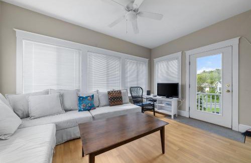 Cherry Valley House | Family Friendly Cottage Community with Pool & Beach