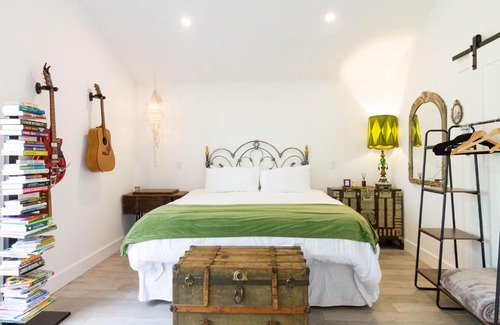 Wellington House | Family friendly cottage in the vineyards